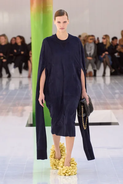 Look 40